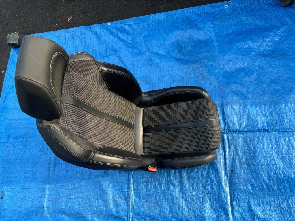 фото №1, Peugeot 208 ii gt line сиденье передний левый europa