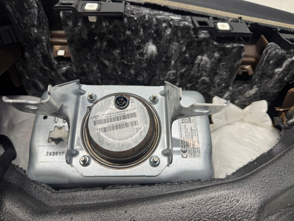 фото №9, Приборная панель консоль подушка безопасности alfa romeo giulia eu оригинал jan poznań