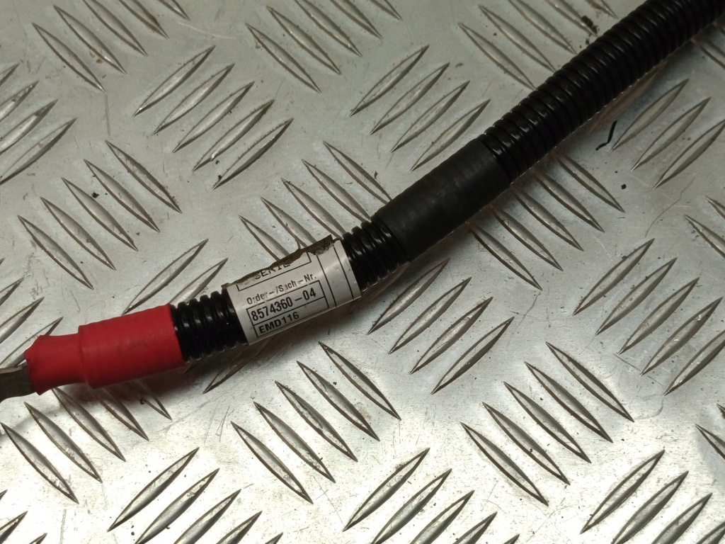 Bmw g11 g12 g30 g31 шланг генератора 8574360 Зі Шроту