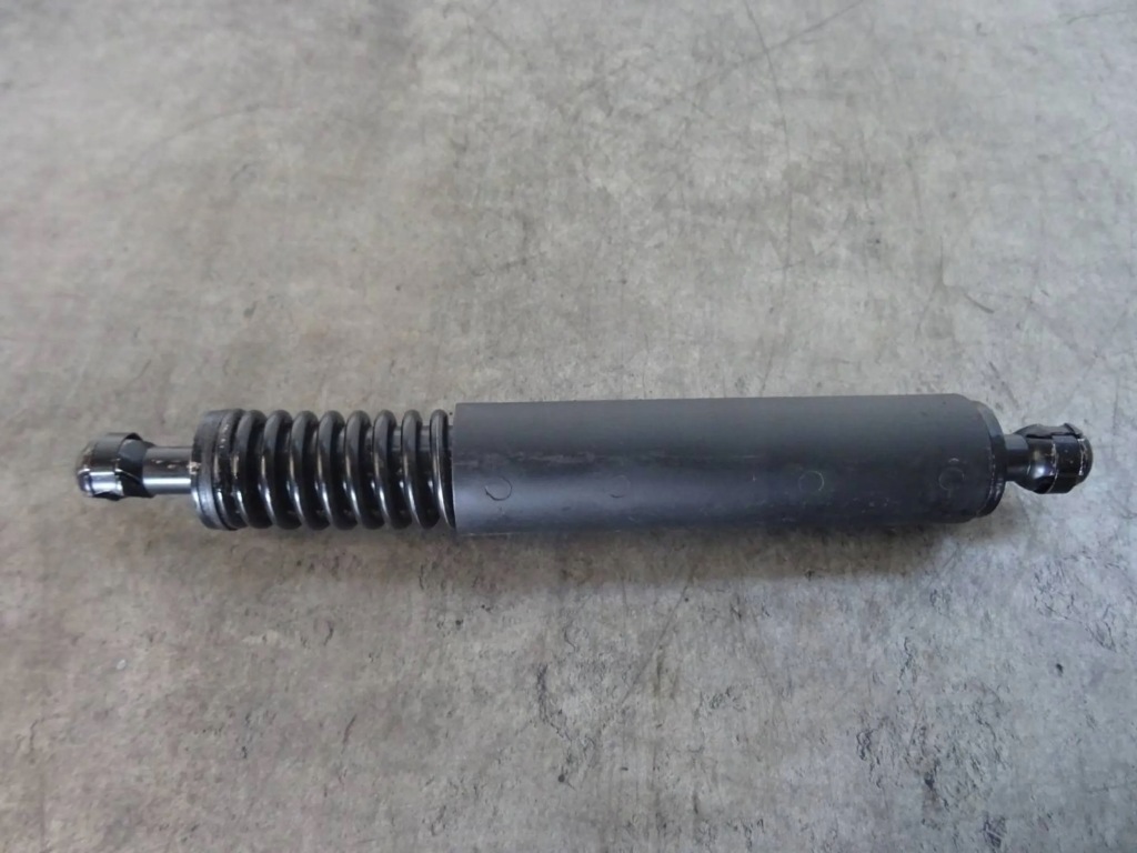 фото №1, Привод крышки багажника vw touareg i 7l