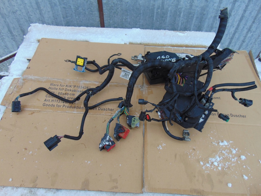 фото №9, Коробка запобіжників focus mk2 c-max 1.6tdci