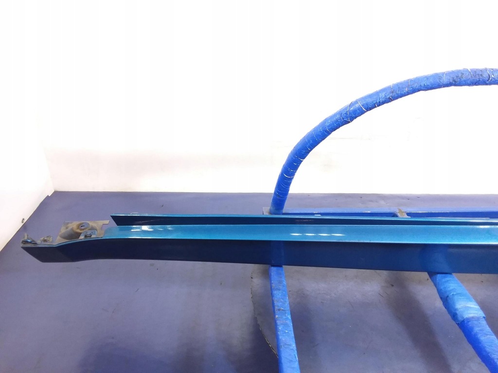 Bmw x5m f85 молдинг поріг ліва c16 Ціна