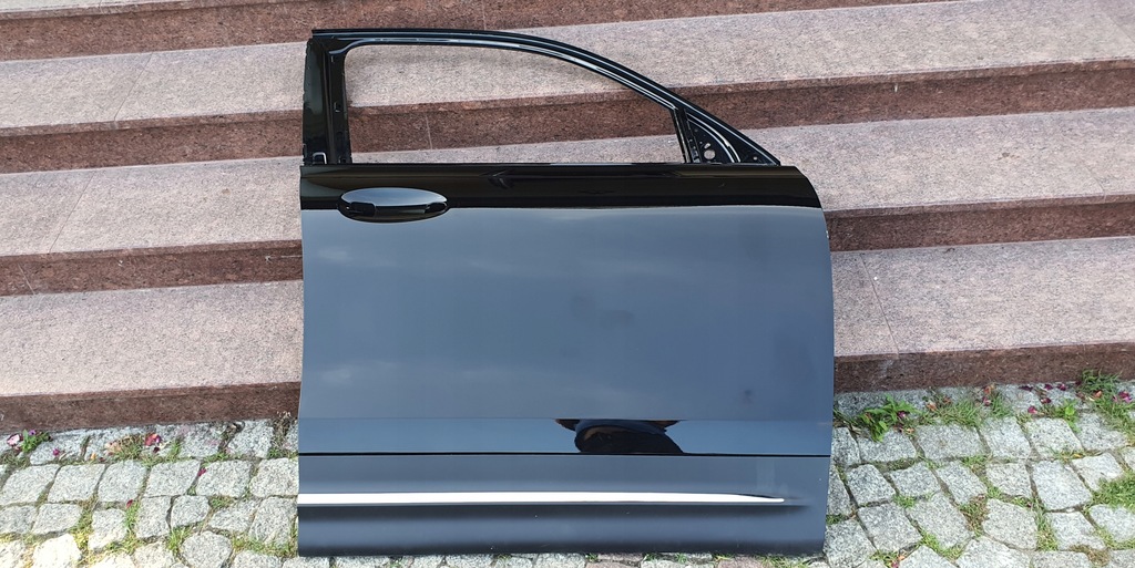 фото №1, Mercedes glb 247 x247 2019- дверь передние правое перед правый