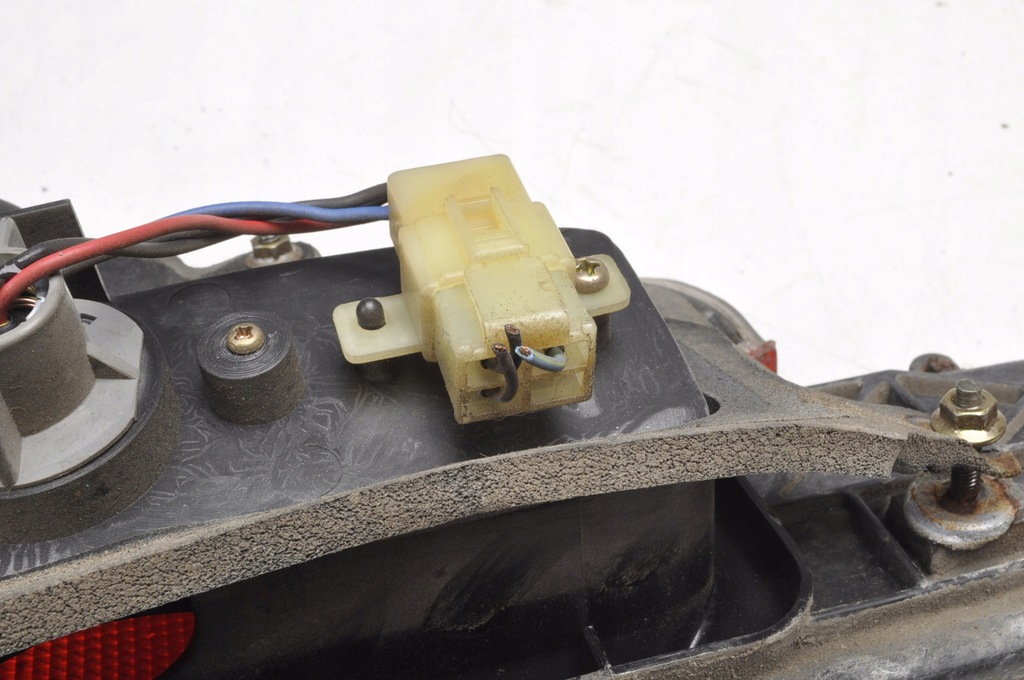 фото №7, Subaru legacy ii kombi накладка молдинг крышки