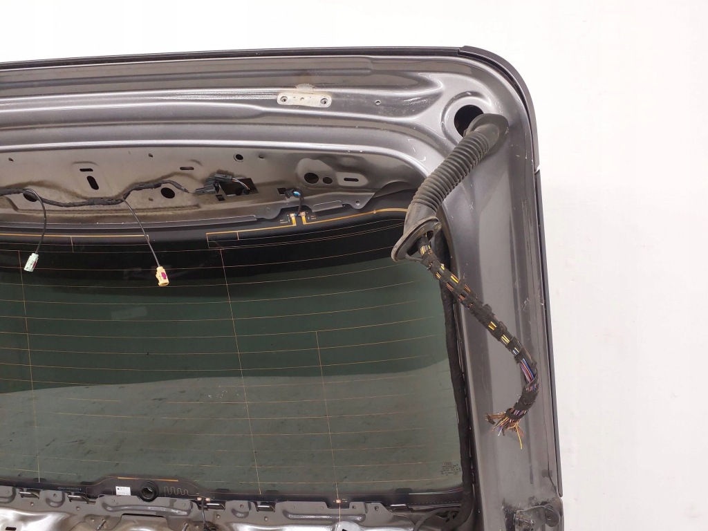 Крышка багажника багажника audi e-tron 2106310009 в Украине