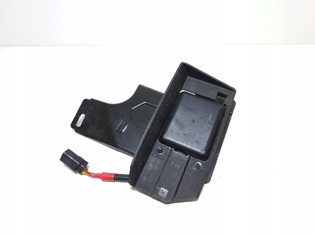 фото №1, Hyundai kona i радар датчик датчик поперечина движения 99140-cm000