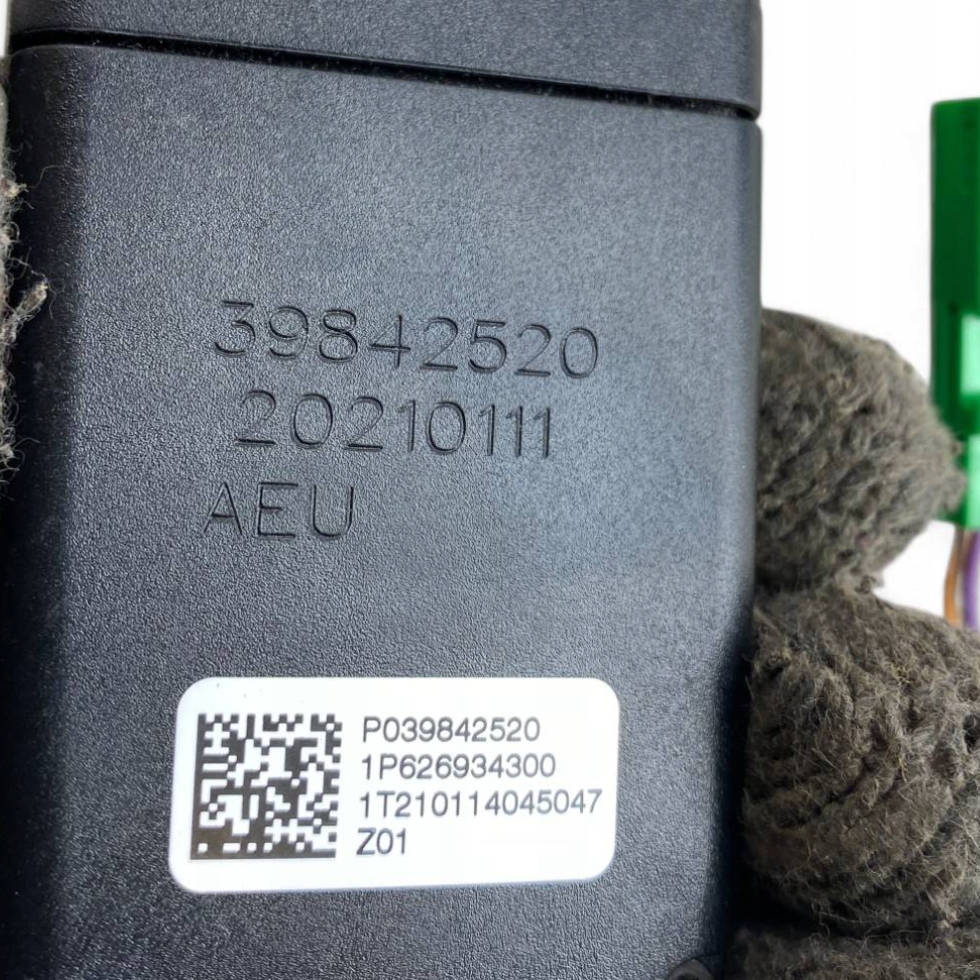 фото №9, Volvo xc90 пряжка заднього поперечина безпеки