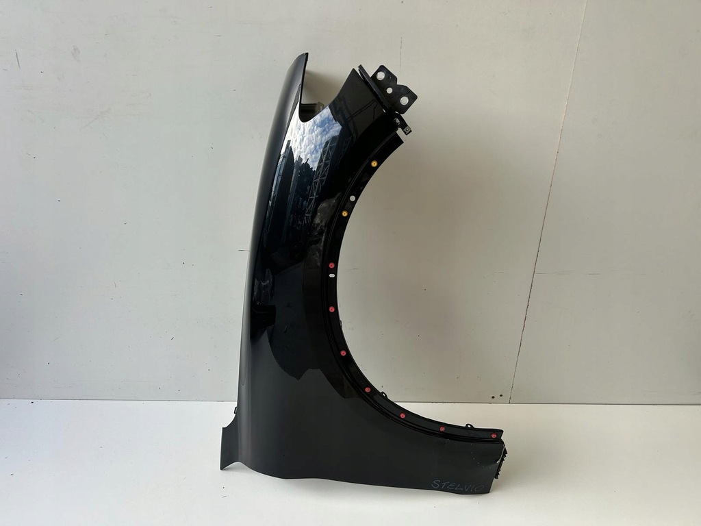 фото №1, Alfa romeo stelvio крила правий перед оригінал