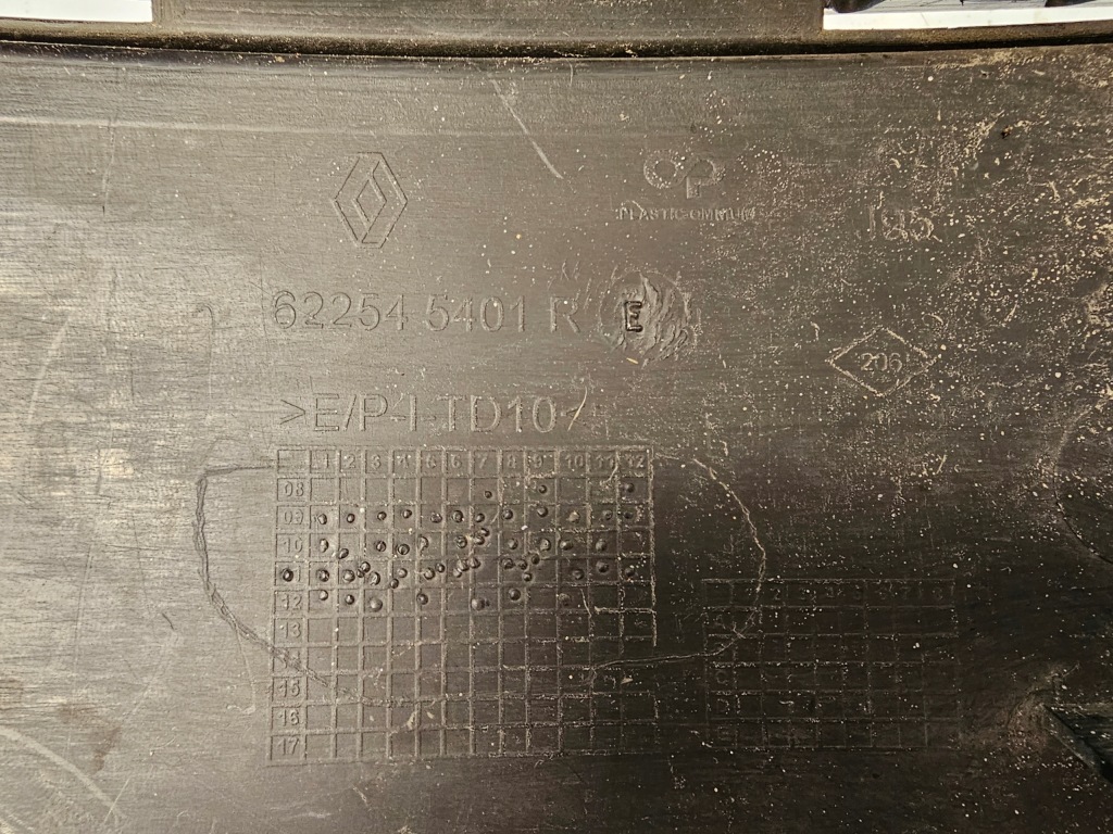 Решётка бампера renault scenic iii 09-11 orginał Цена