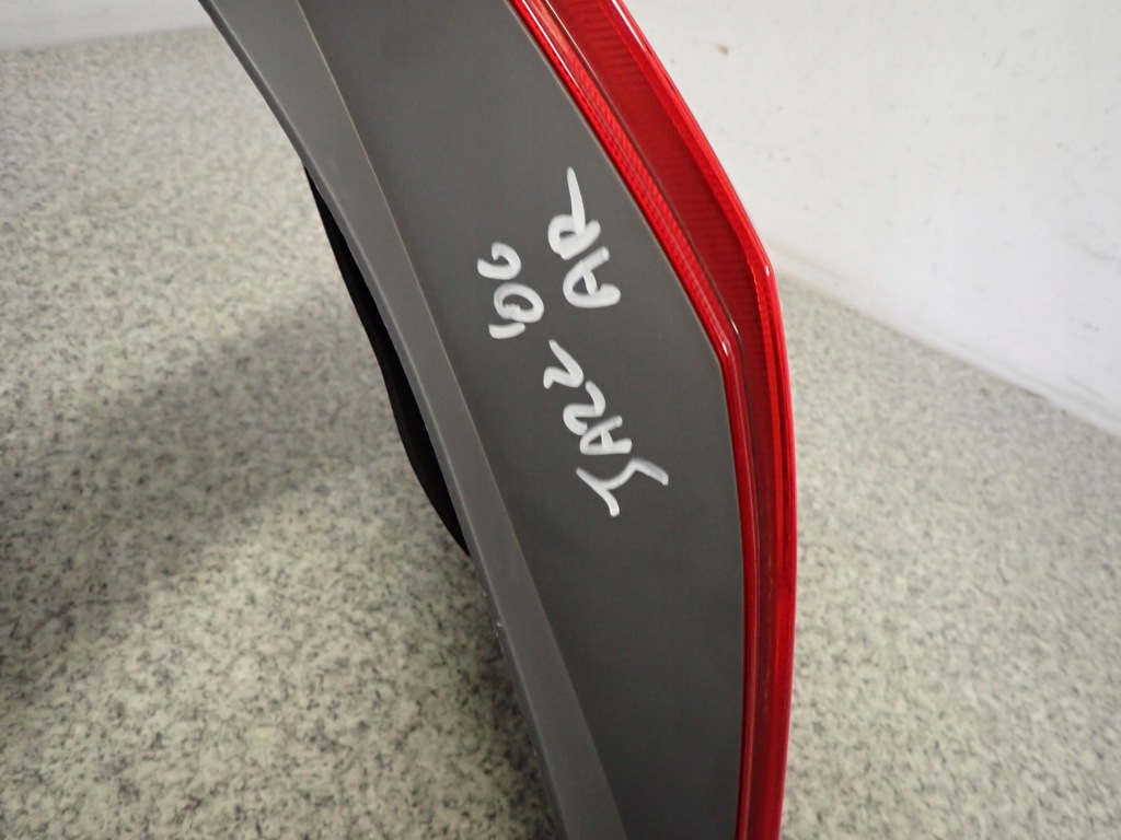 фото №5, Honda jazz 05-07 лампа задняя правая lift