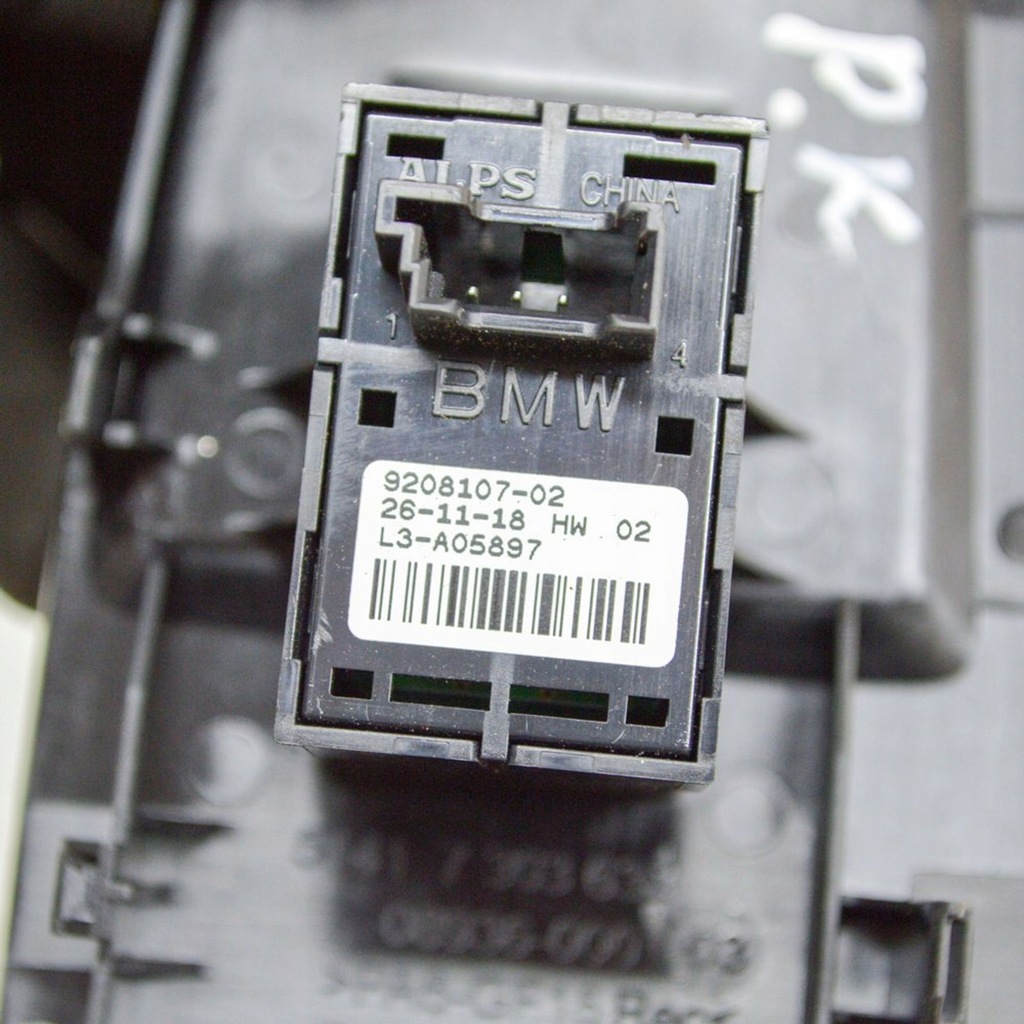 фото №8, Bmw i3 2019 перед сторона левая кнопки окон