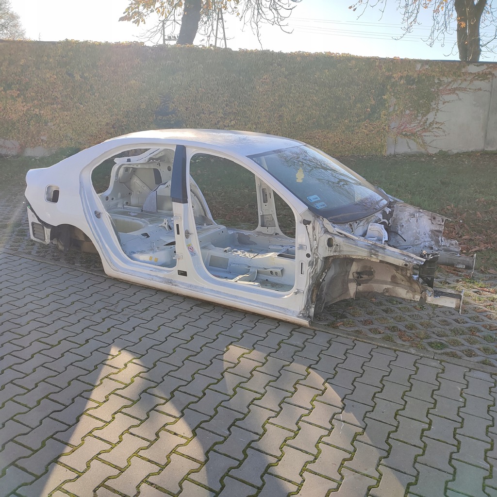 фото №1, Skoda rapid чверть лонжерон перед права lf9e