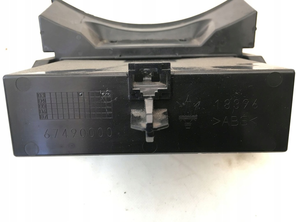 фото №7, Maserati quattroporte 08-12 бардачок pod руля