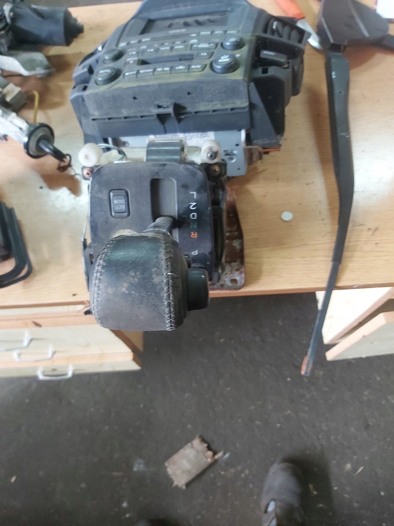 фото №1, Домкрат перемикання передач lexus rx 300