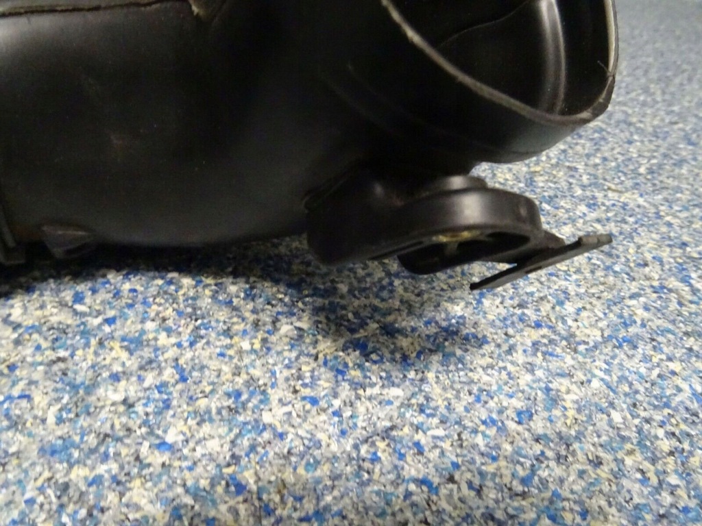 Труба впускний land rover range rover sport l494 cpla9a676ad Оригінал