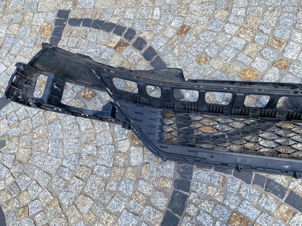 фото №10, Vw t-roc 2ga решётка средняя бампера перед 2ga805903d оригинал