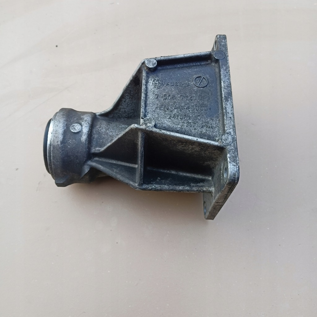 фото №1, Підпора піввісь bmw x6 f16 f15 n55