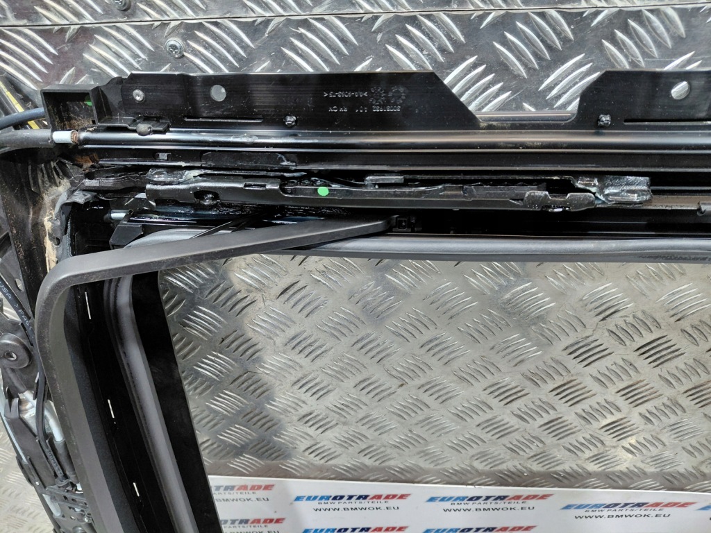 Bmw x5 g05 f95 рама люк 9466700 33km Недорого