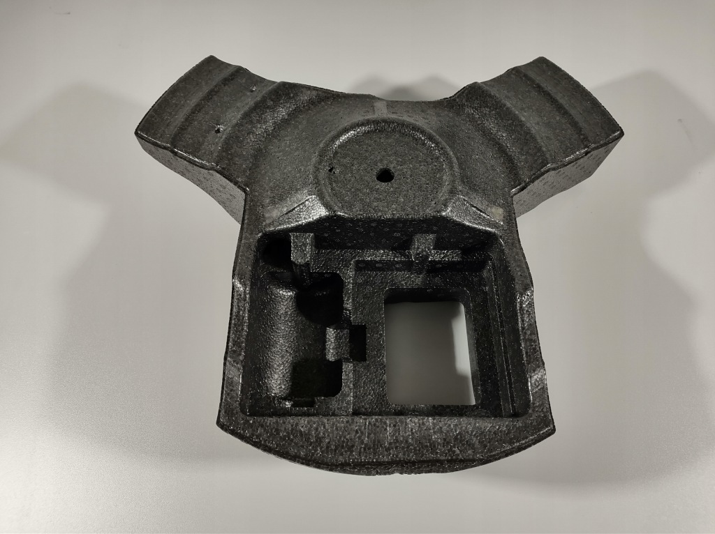 фото №1, Volvo v70 15r- пінополістирол багажника