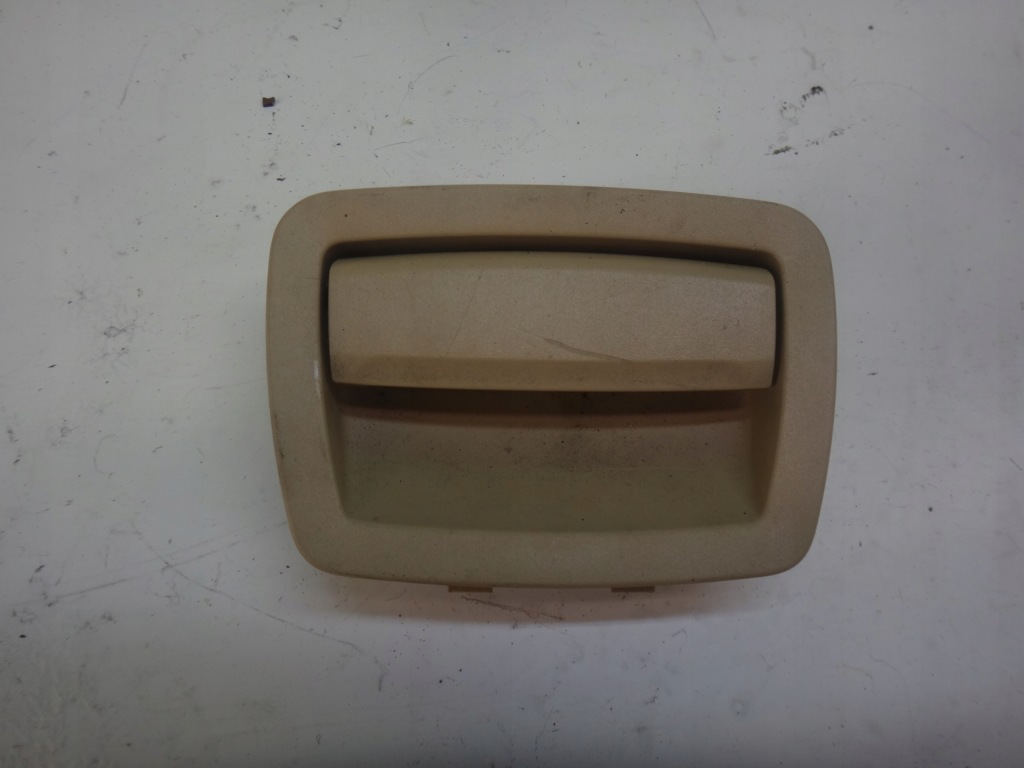 Купить Ручка бардачка кнопка bmw f10 f11 beż