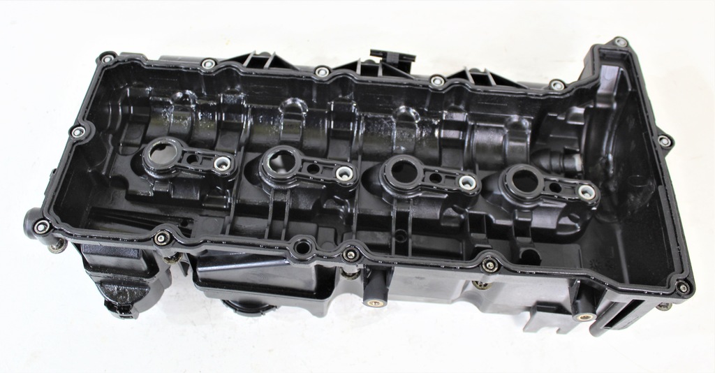 фото №7, Крышка клапанов bmw e90 n47d20c 7810584