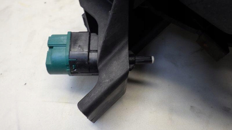 фото №6, Педаль тормоза trafic iii vivaro b 1.6 cdti 465016415r 93459474