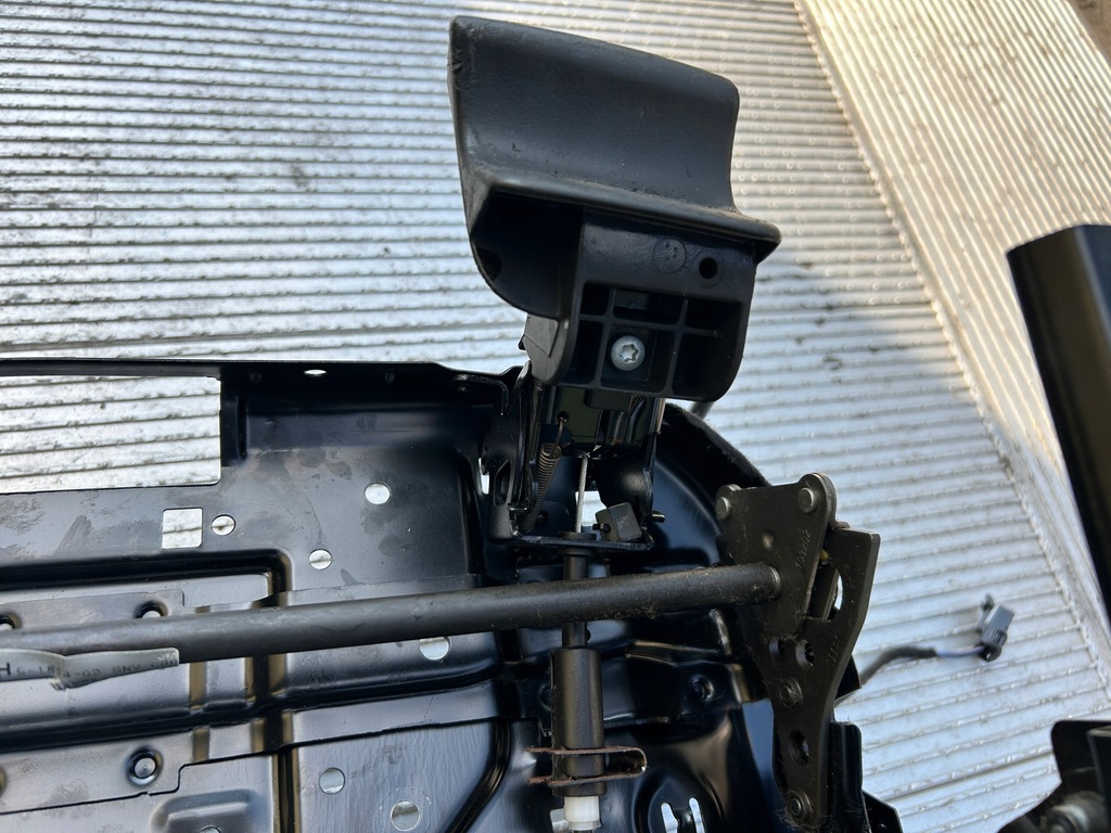 фото №8, Сиденье каркас сиденье правый перед тросы регулировки перед задняя góra audi a4 b6