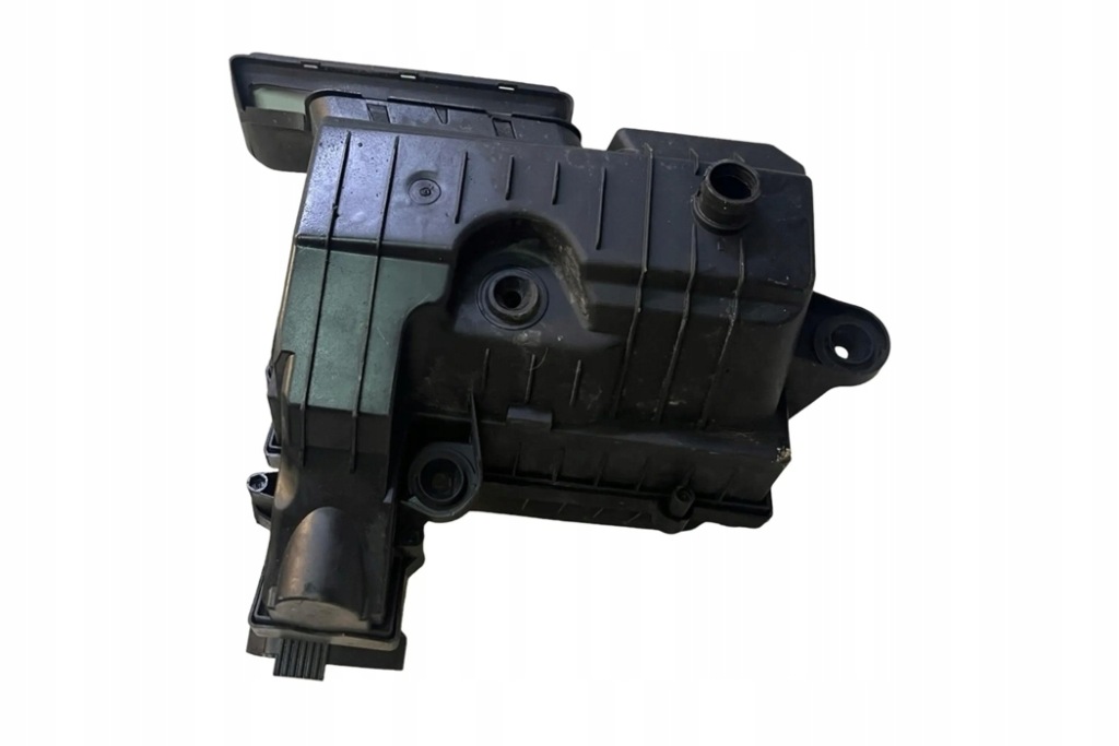 фото №7, Корпус фильтра воздуха vw passat b7 alltrack 365 5q0129607af 2.0l