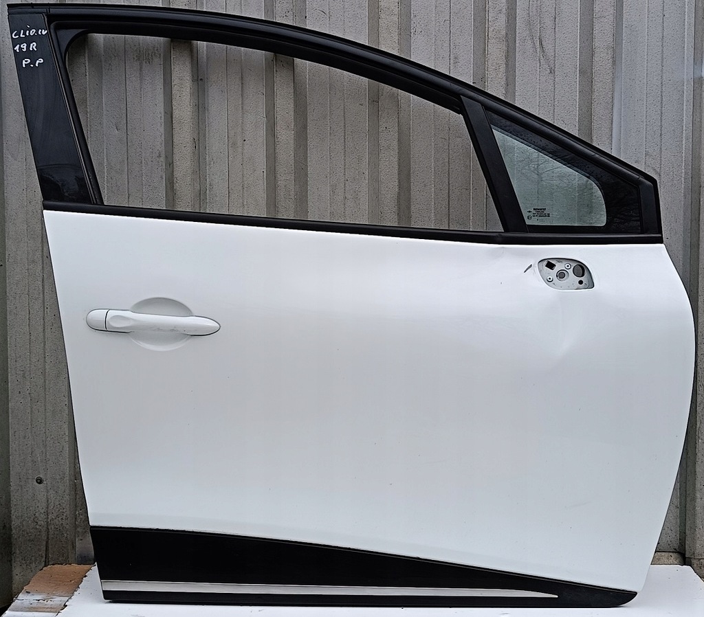 фото №1, Renault clio iv lift 19 r дверь правое перед 0v369