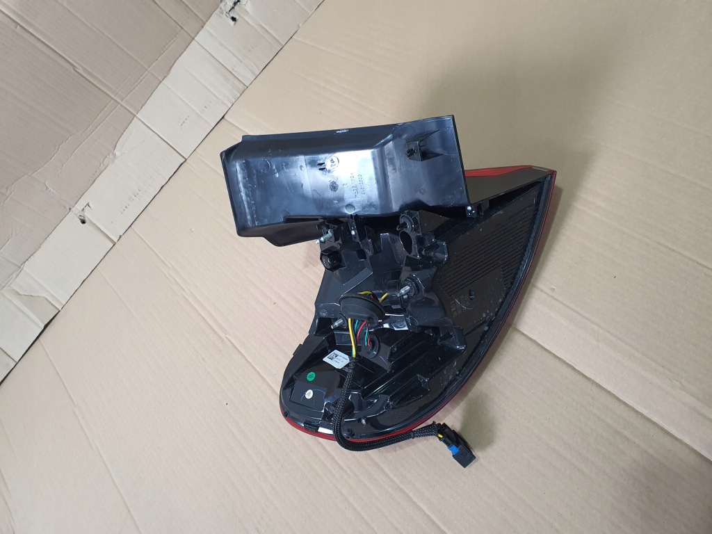 фото №4, Лампа задняя правая c5 aircross