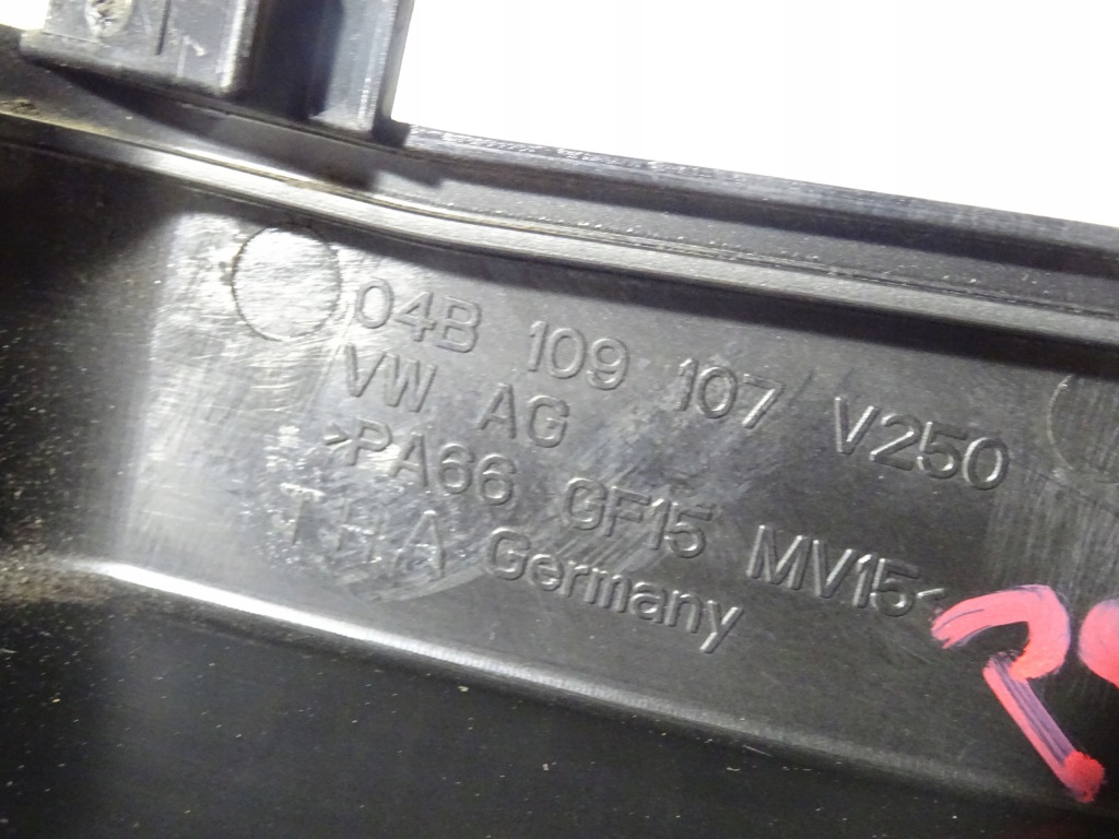 фото №8, Корпус распределительного вала верхний vw polo v 5 6c 6c0 1.4 tdi 94386km cus 04b109107