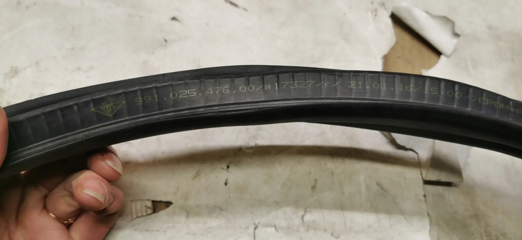 фото №6, Прокладка p двері porsche 991 coupe 99153707604