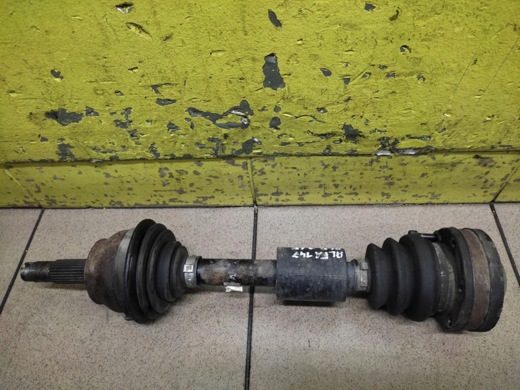 фото №1, Alfa romeo 147 1.6 привідний вал лівий перед