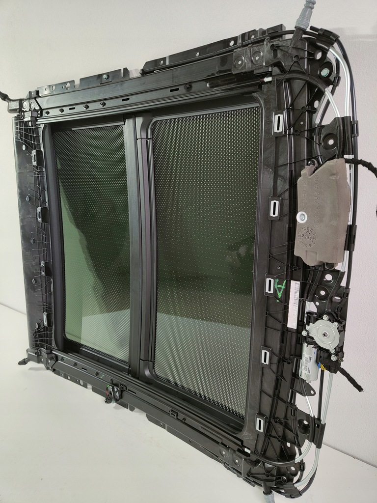 фото №15, Люк скляний панорама sky lounge bmw g06 f96