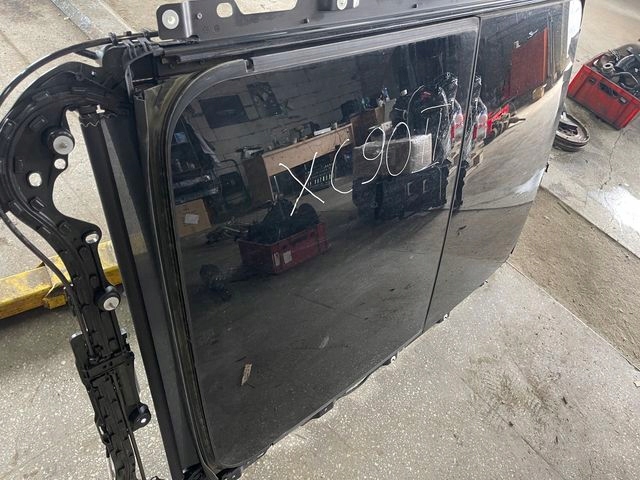 фото №5, Volvo xc90 ii люк панорама 32205494