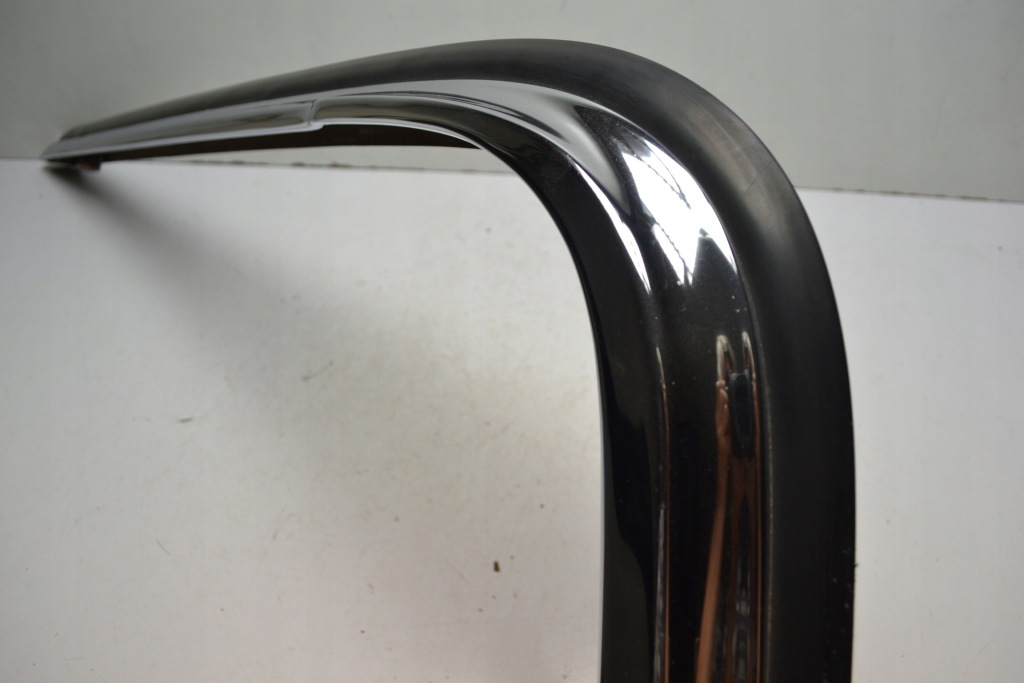 Купить Mercedes w116 wąs уголок бампера левый задний