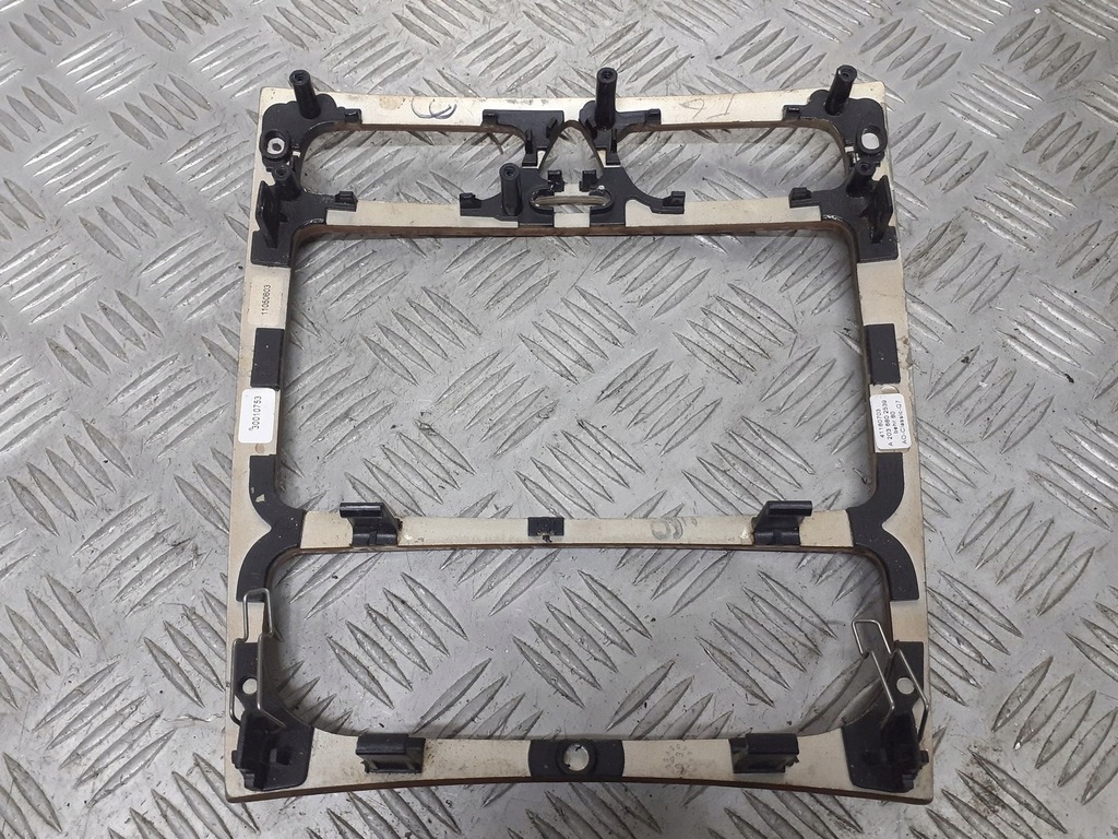 фото №3, Рамка радіо консолі mercedes c-klasa w203