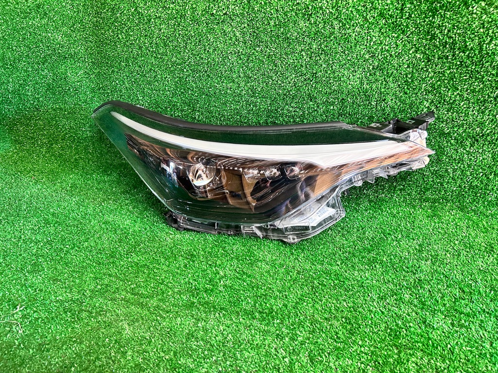 фото №1, Фара правый toyota c-hr chr ch-r lift gr nr.46