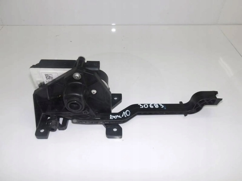 фото №1, Bmw 2 f45 двигатель шторка жалюзи