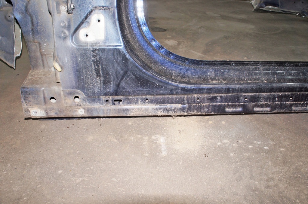 Sv249 jaguar xf 2 x260 порог стойку a левое  перед в Украине