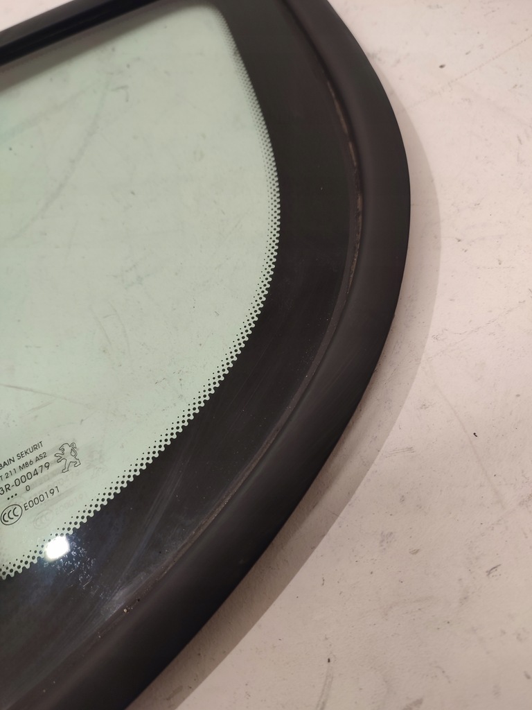 фото №4, Peugeot 3008 i стекло кузовная левый задняя 10r