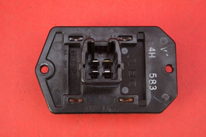 фото №1, Резистор обдув резистор dodge caliber 06r