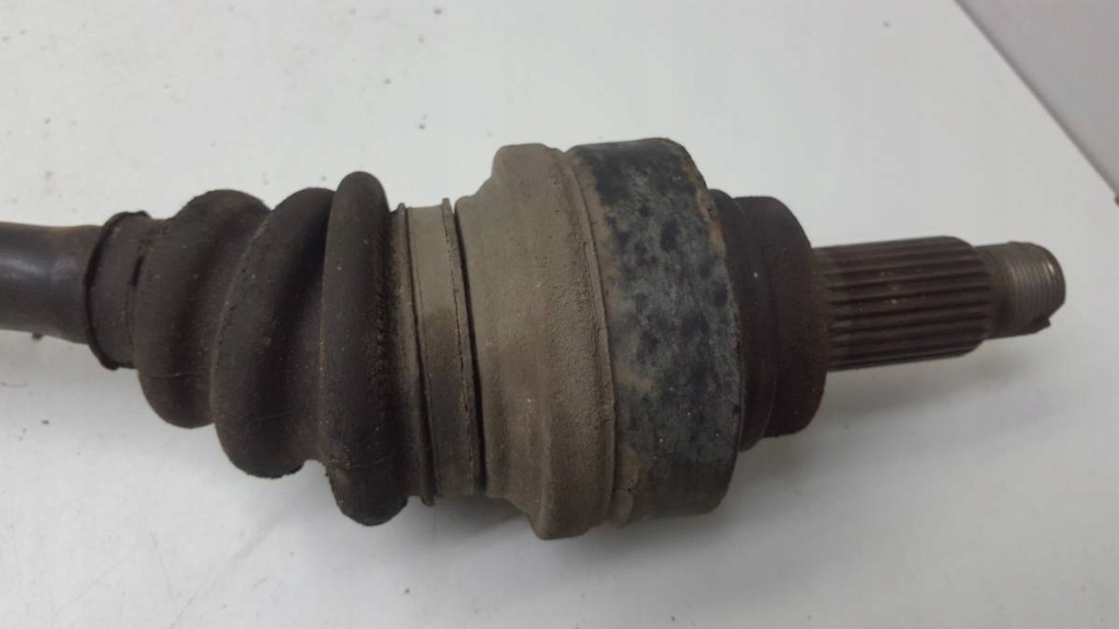 фото №3, Приводной вал задняя правая 7624206 bmw f20 2012 116d