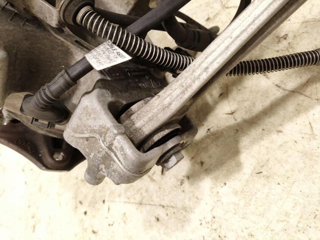 фото №12, Porsche taycan 9j1 2021 поворотный кулак колеса заднего 9j1505376a