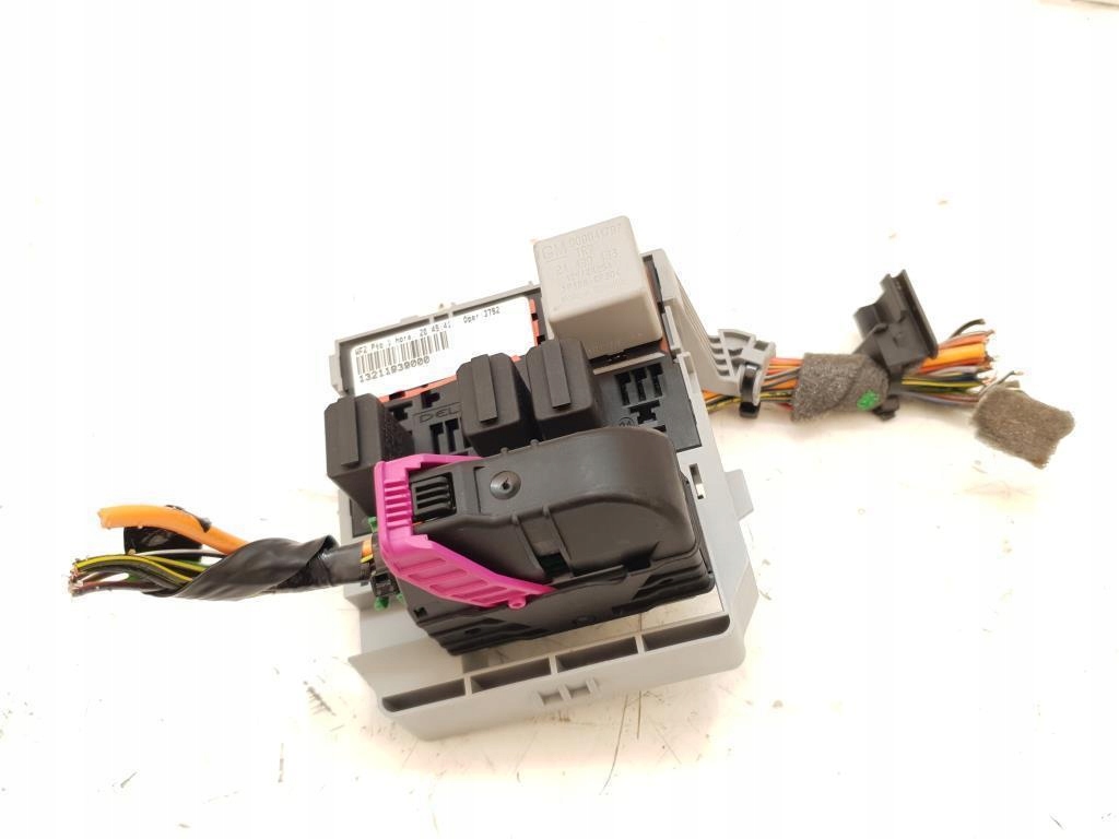 фото №1, Коробка запобіжників opel meriva a 1.3 cdti