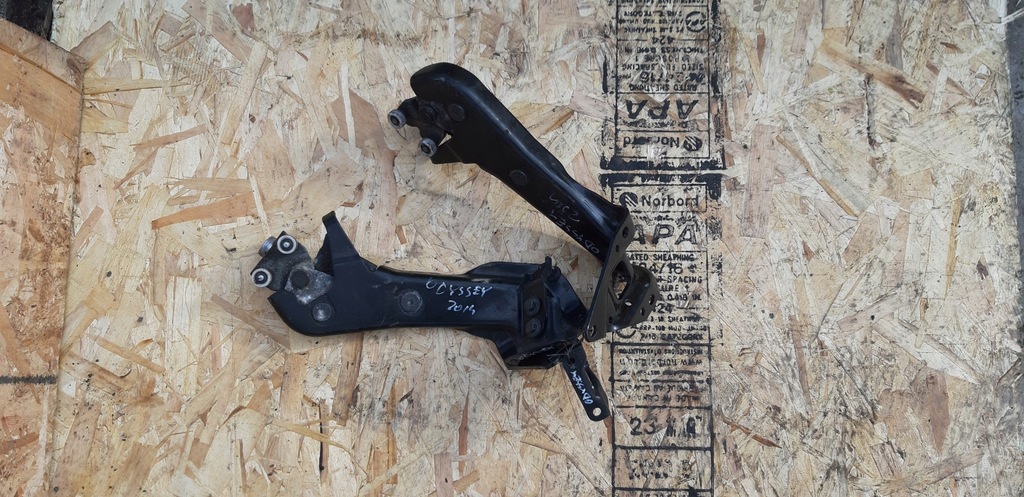 фото №1, Петля двері honda odyssey 2011-17