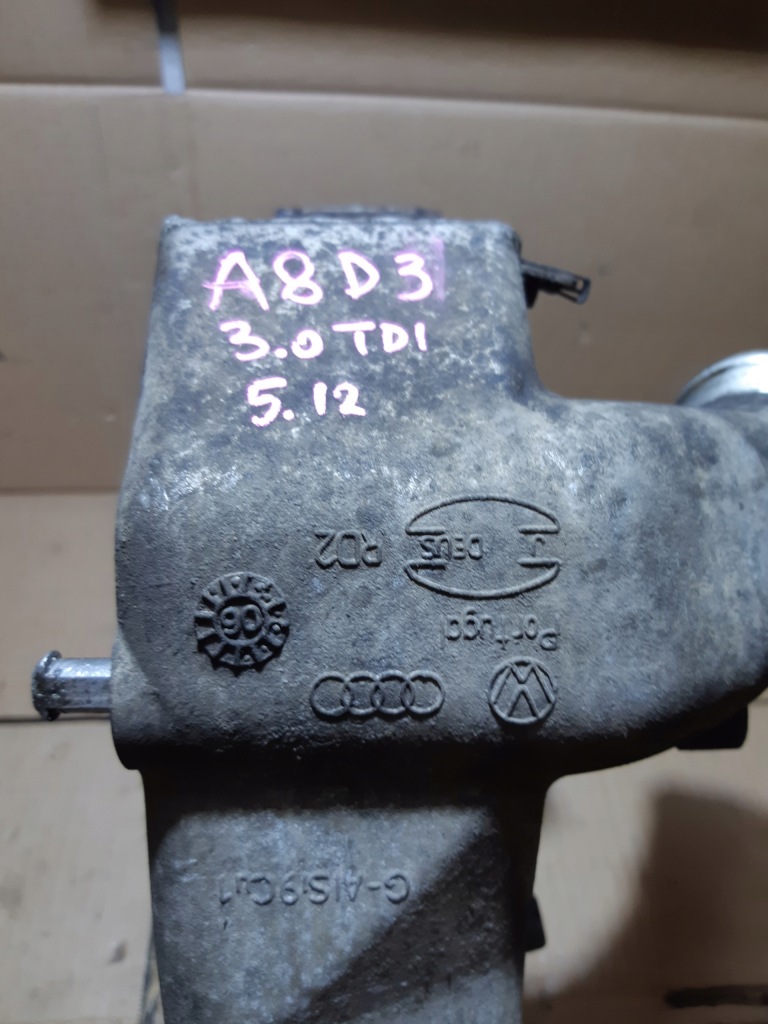 Audi a8 d3 3.0 tdi радиатор интеркулер левый 4e0145805j Киев