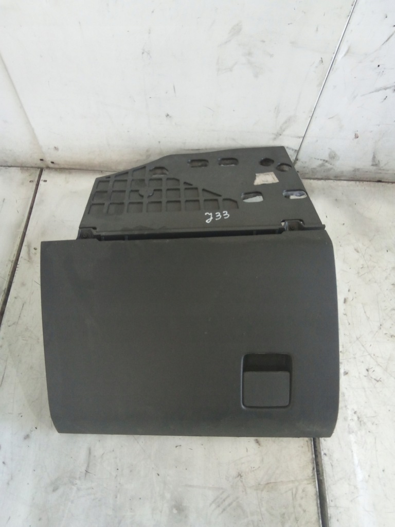 фото №1, J33 бардачок пассажира opel signum 13151852