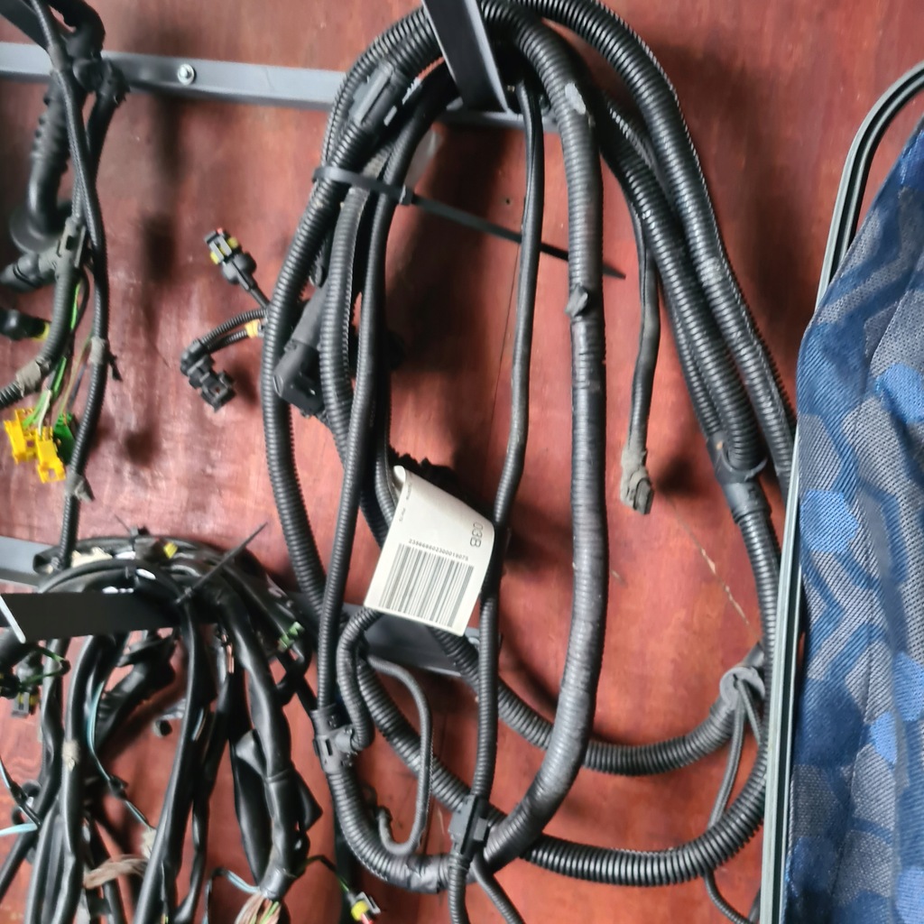 фото №8, Електропроводка джгут двигуна stralis trakker c 13 500