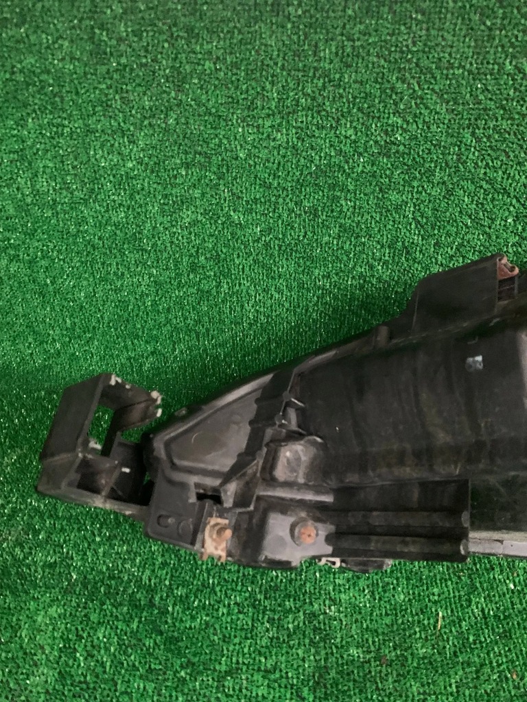 фото №8, Лампа передняя перед правая mazda 5 i c235-51030 wwa